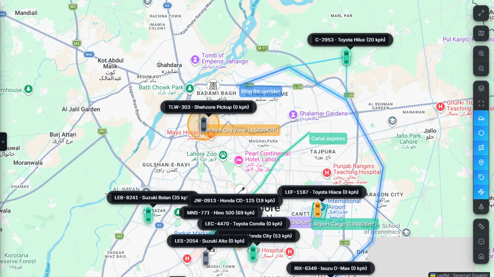 Live map console with clustering, vehicle states and the telemetry deck
